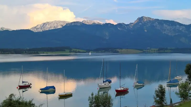 Alpenblick bei Füssen mit Seen